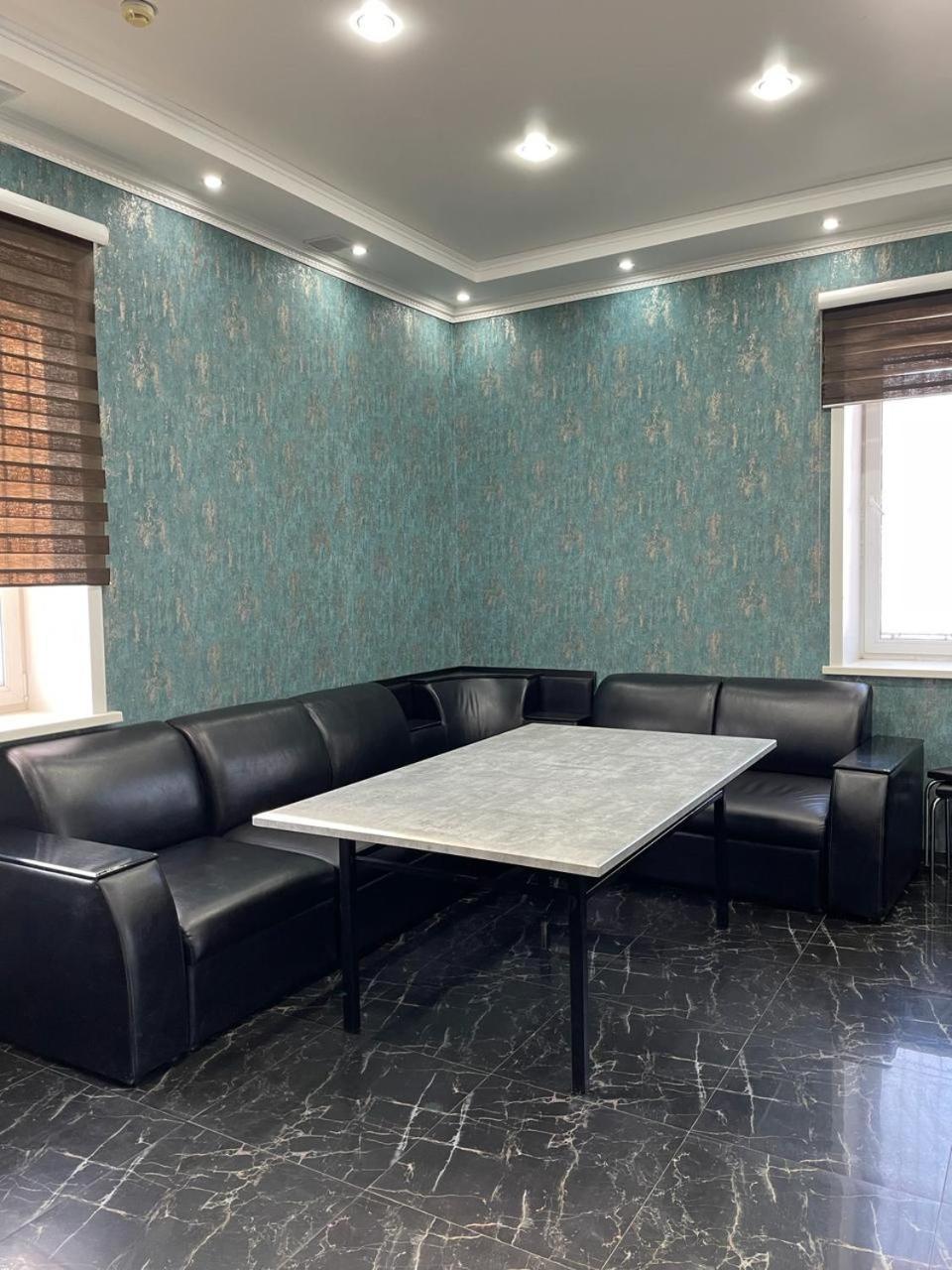 Гостинично-Банный Комплекс Майами Люкс Hotell Qostanaj Exteriör bild